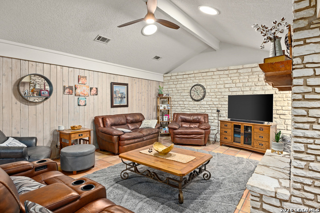 Listing photo id 8 for 2329 Rock Creek