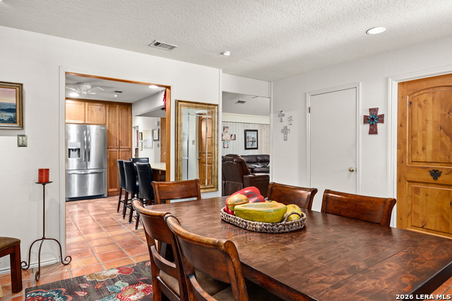 Listing photo id 10 for 2329 Rock Creek