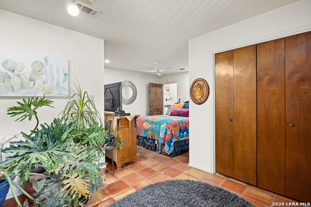 Listing photo id 13 for 2329 Rock Creek