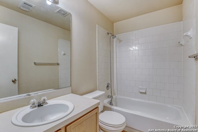 Image 2 of 22 For 6615 Ivywood