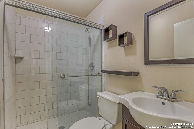 Image 20 of 22 For 6615 Ivywood