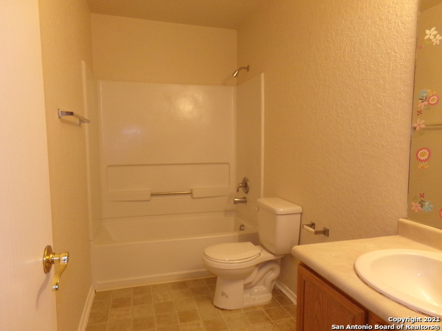 Image 16 of 17 For 9131 Laguna  