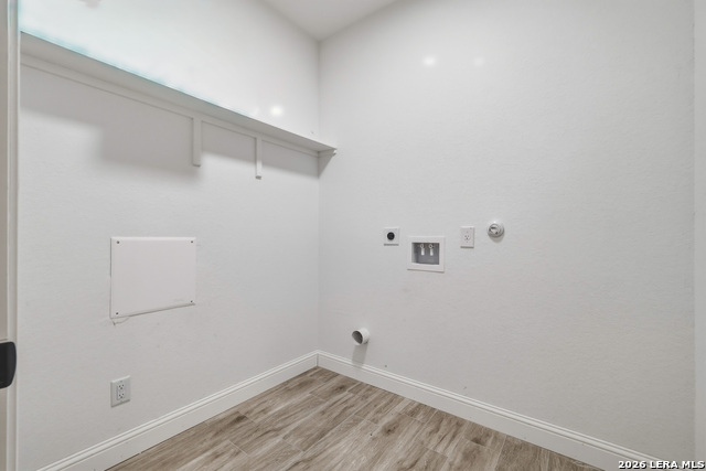 Image 12 of 22 For 4903 Frostwood