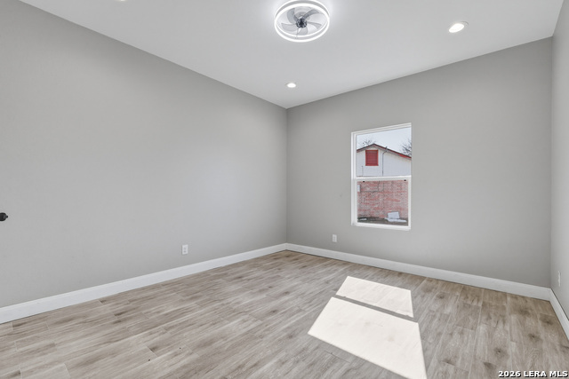 Image 17 of 22 For 4903 Frostwood