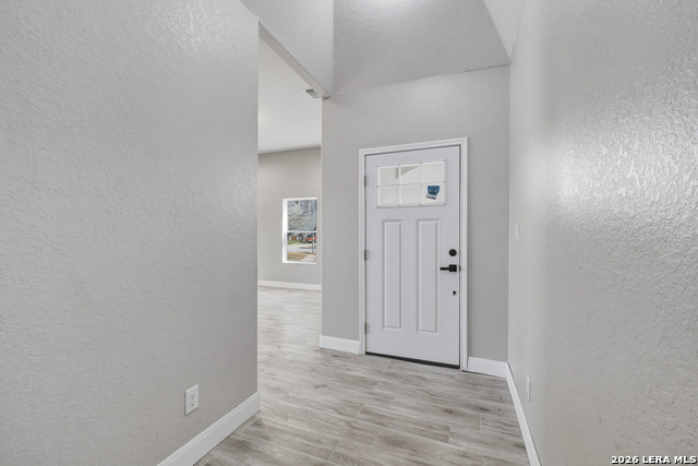 Image 2 of 22 For 4903 Frostwood