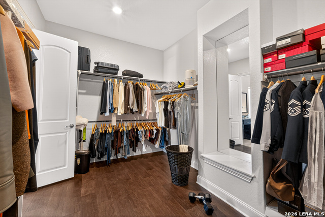 Image 25 of 36 For 13157 Hallie Chase