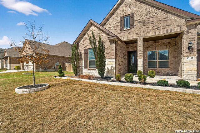 Image 4 of 36 For 13157 Hallie Chase