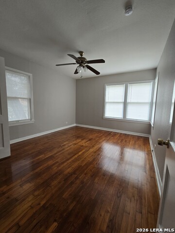 Image 4 of 10 For 1339 Hollywood W