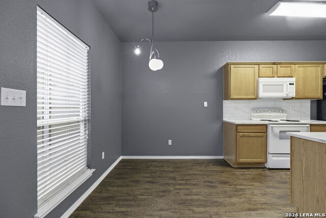 Image 9 of 28 For 4145 Copano Bay