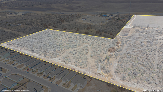 Image 16 of 40 For 13898 Us Highway 90 W