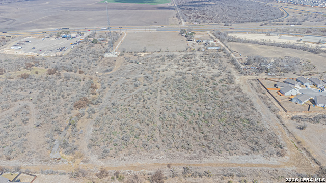 Image 17 of 40 For 13898 Us Highway 90 W