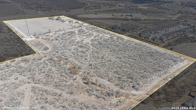 Image 20 of 40 For 13898 Us Highway 90 W