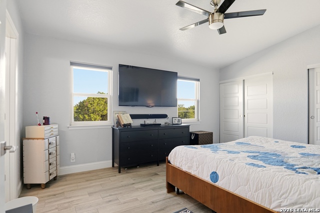 Image 17 of 40 For 28515 Saxet  