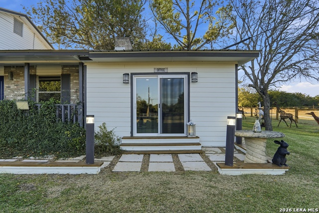 Image 24 of 40 For 28515 Saxet  