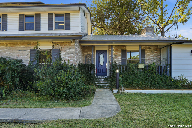 Image 3 of 40 For 28515 Saxet  