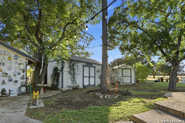 Image 36 of 40 For 28515 Saxet  