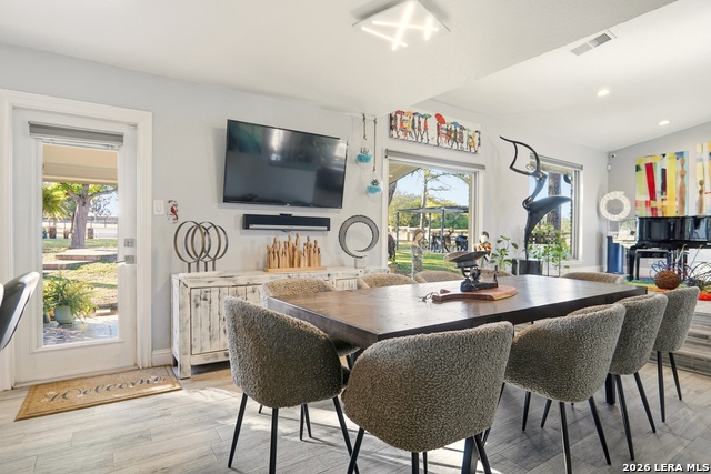 Image 9 of 40 For 28515 Saxet  