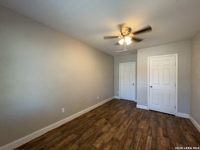 Image 12 of 32 For 8905 Seacliff St