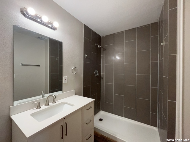 Image 14 of 32 For 8905 Seacliff St