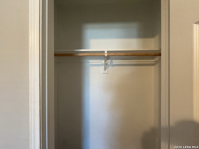 Image 15 of 32 For 8905 Seacliff St