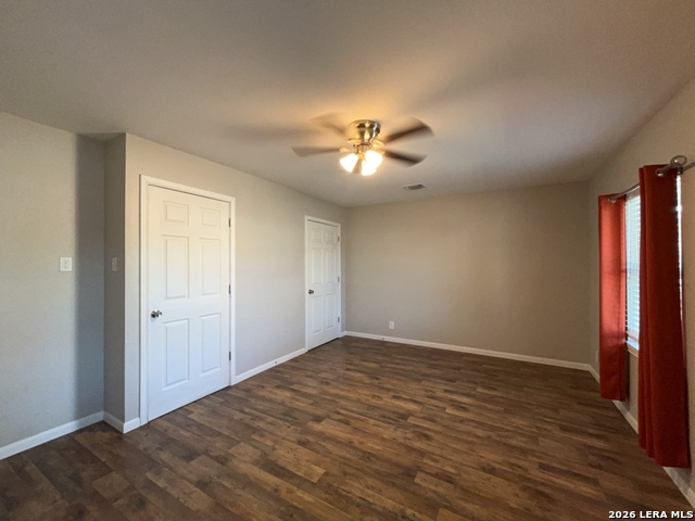 Image 19 of 32 For 8905 Seacliff St