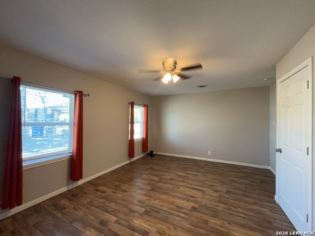 Image 20 of 32 For 8905 Seacliff St