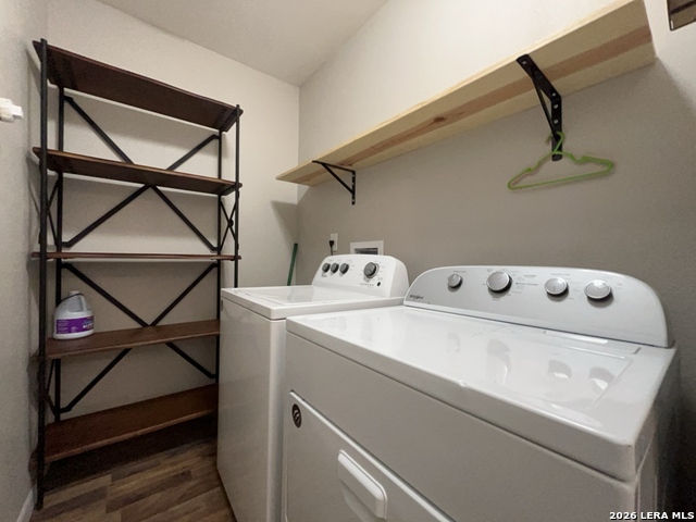 Image 22 of 32 For 8905 Seacliff St