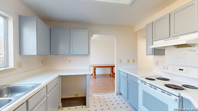 Image 13 of 27 For 10127 Sunset Pl