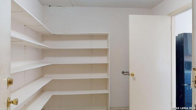 Image 14 of 27 For 10127 Sunset Pl