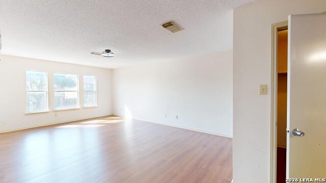 Image 16 of 27 For 10127 Sunset Pl