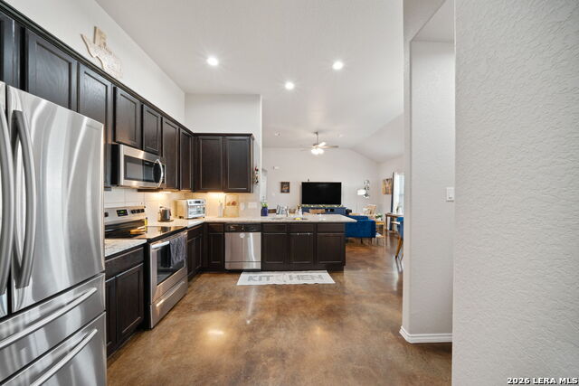 Image 12 of 27 For 1100-1102 Stanley