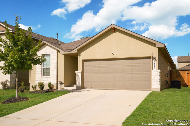 Image 2 of 24 For 14341 Flint Path