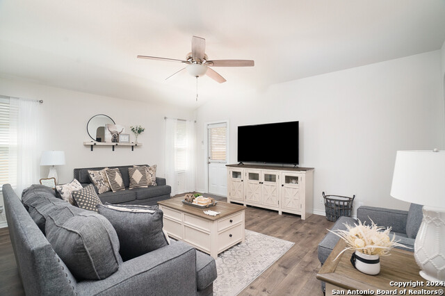 Image 7 of 24 For 14341 Flint Path