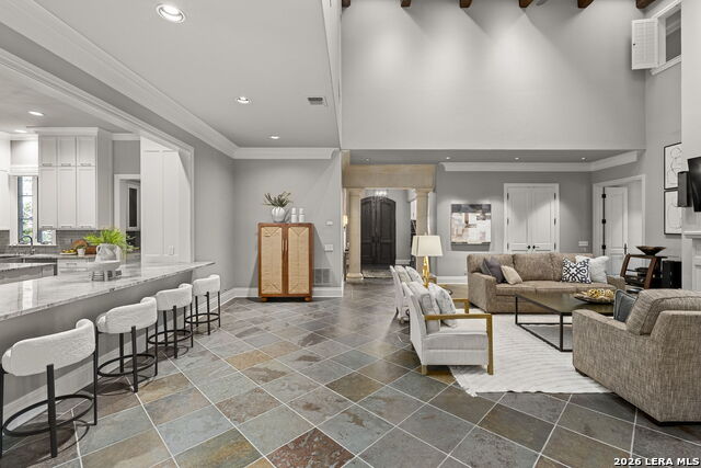 Image 17 of 62 For 829 Contour Drive