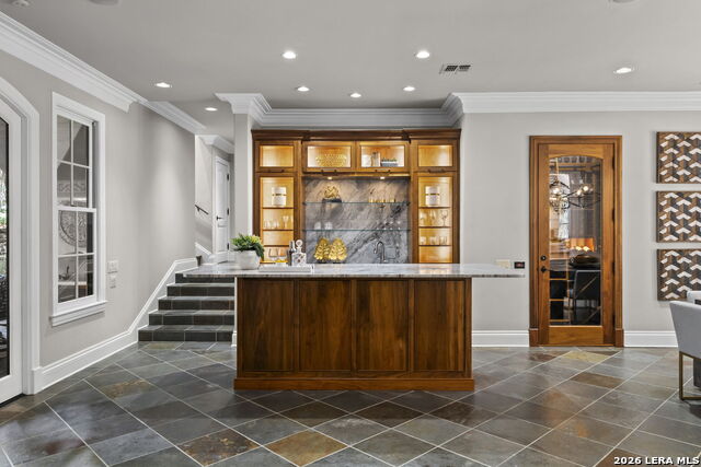 Image 24 of 62 For 829 Contour Drive