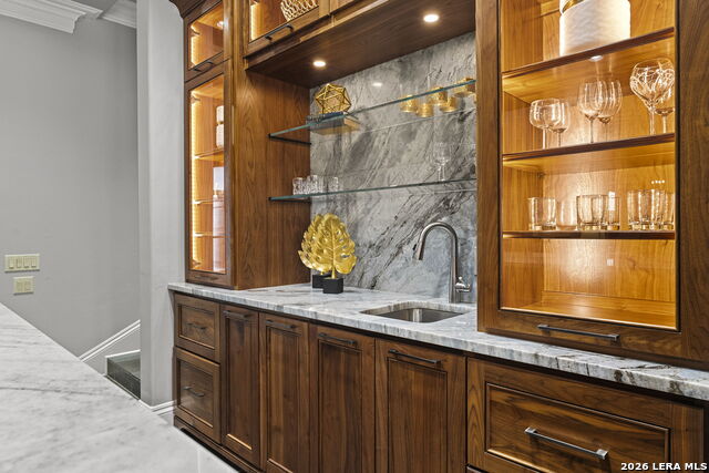 Image 25 of 62 For 829 Contour Drive