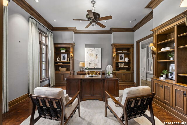 Image 30 of 62 For 829 Contour Drive