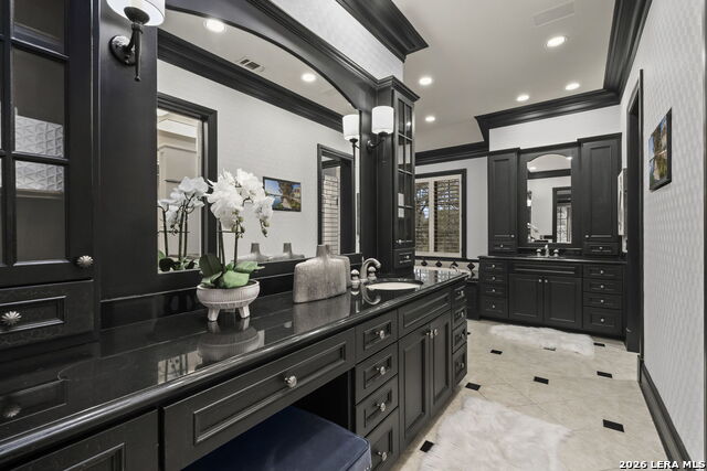 Image 34 of 62 For 829 Contour Drive