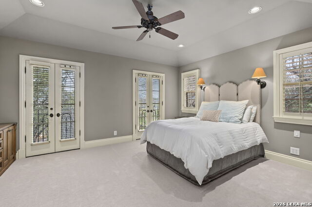 Image 43 of 62 For 829 Contour Drive