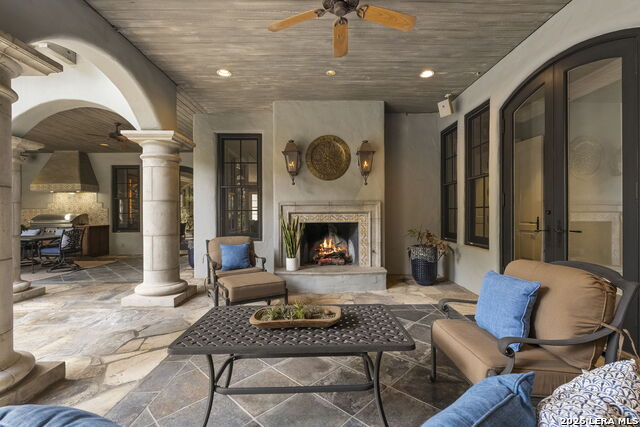 Image 52 of 62 For 829 Contour Drive