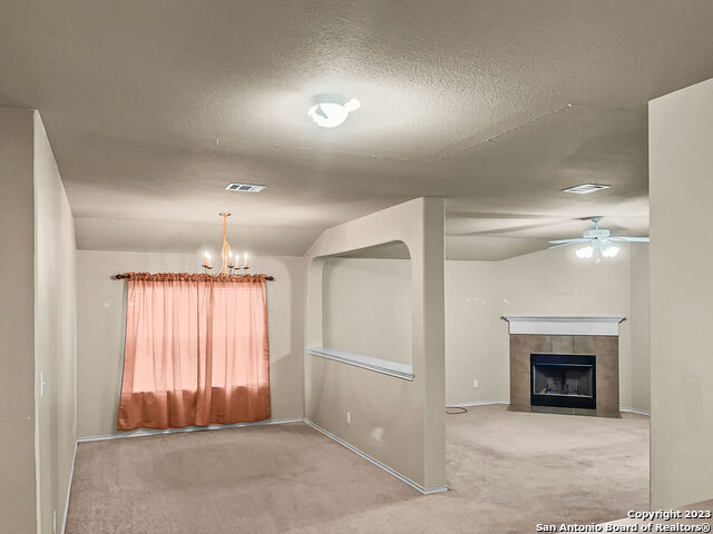 Image 11 of 24 For 610 Point Spring