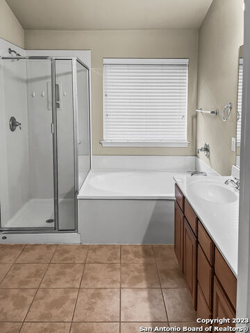 Image 16 of 24 For 610 Point Spring