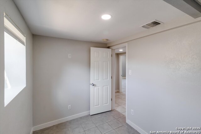 Image 21 of 32 For 4434 Mountain Pass