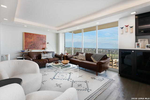 Image 16 of 67 For 700 Hildebrand E Apt 1301