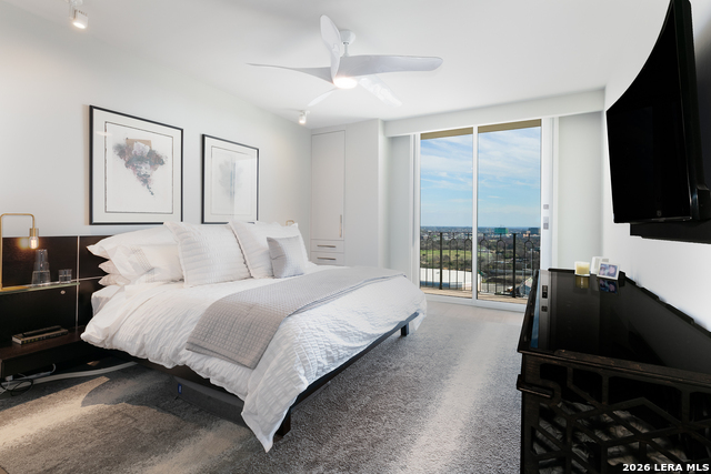 Image 24 of 67 For 700 Hildebrand E Apt 1301