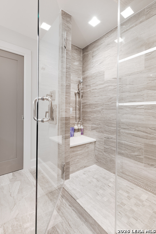 Image 29 of 67 For 700 Hildebrand E Apt 1301