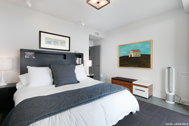 Image 35 of 67 For 700 Hildebrand E Apt 1301