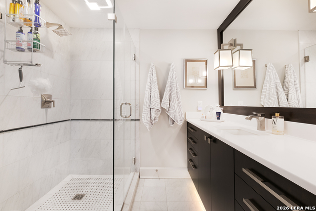 Image 37 of 67 For 700 Hildebrand E Apt 1301