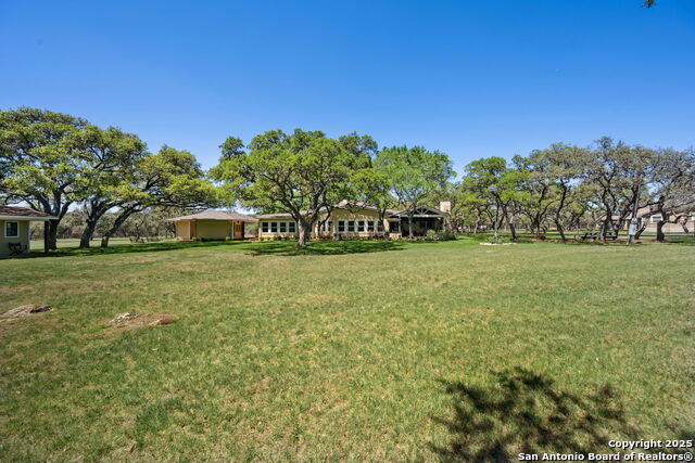 Image 28 of 52 For 8110 Park Lane