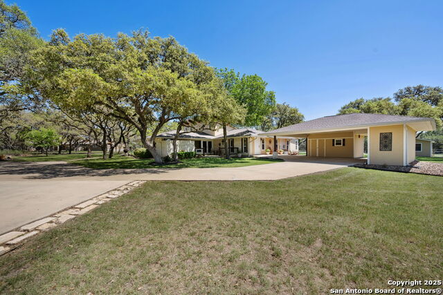 Image 3 of 52 For 8110 Park Lane